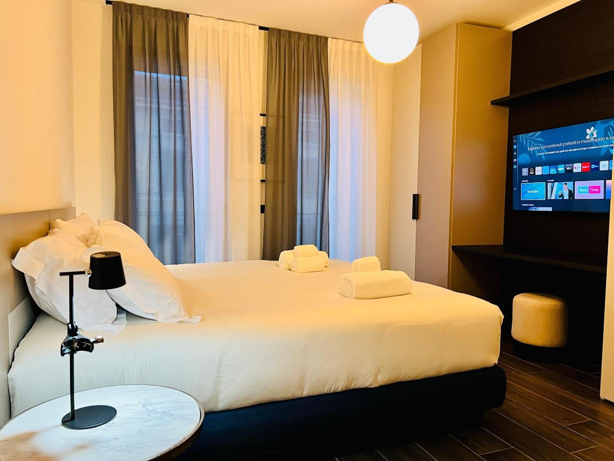 Cremona Inn Aparthotel Exteriör bild